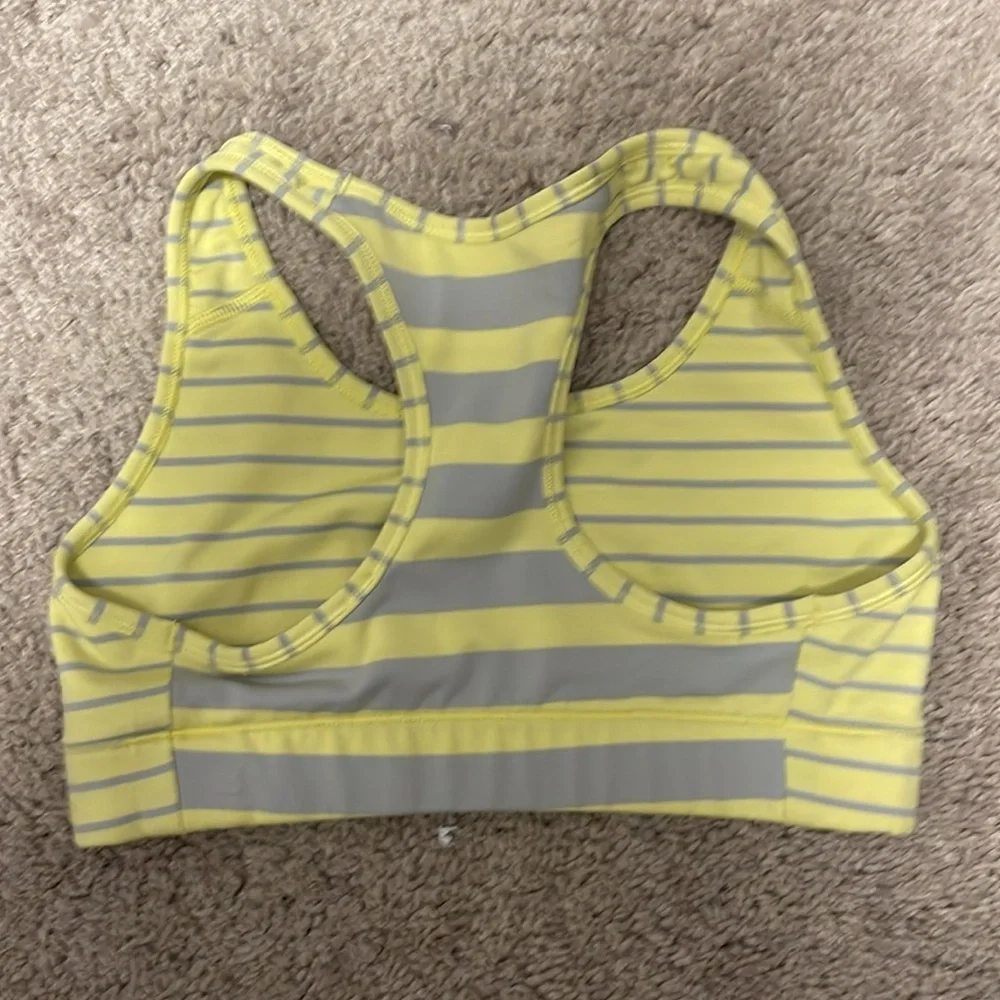 Womens XS Sports bra